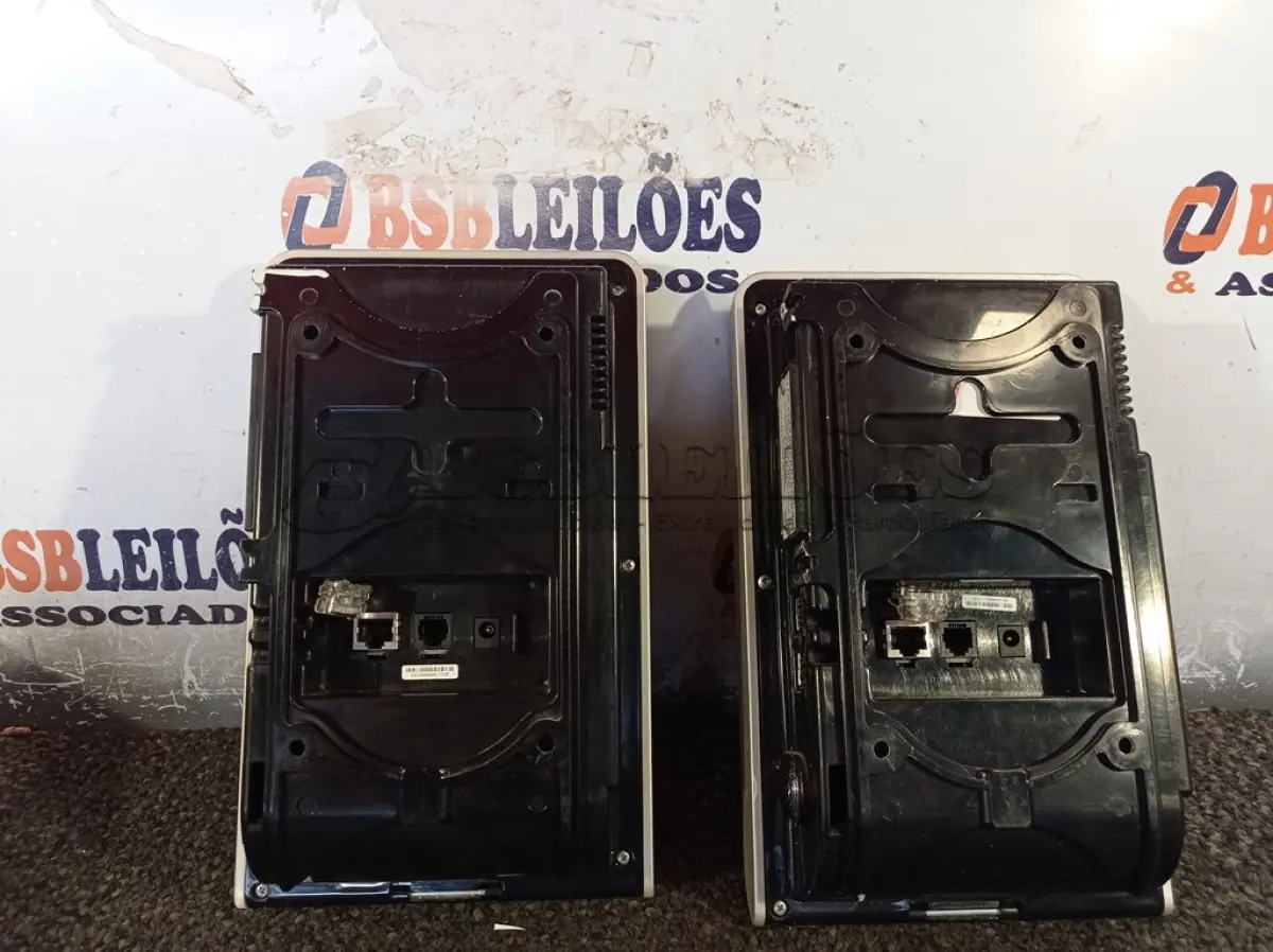 LOTE 203 - 02 RELÓGIOS DE PONTO. (NO ESTADO) ATENÇÃO! FAZER A VISITAÇÃO ANTES DE ARREMATAR, NÃO SABEMOS SE FUNCIONA. LEILÃO NÃO TEM GARANTIA E NEM DEVOLUÇÃO, SUJEITO A POSSÍVEIS AVARIAS VISÍVEIS/OCULTAS E/OU AUSÊNCIA DE COMPONENTES.