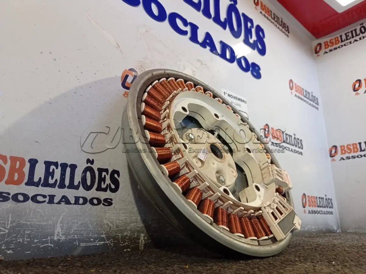 LOTE 016 - 01 ROTOR/ESTATOR DE LAVA SECA LG. (NO ESTADO) ATENÇÃO! FAZER A VISITAÇÃO ANTES DE ARREMATAR, NÃO SABEMOS SE FUNCIONA. LEILÃO NÃO TEM GARANTIA E NEM DEVOLUÇÃO, SUJEITO A POSSÍVEIS AVARIAS VISÍVEIS/OCULTAS E/OU AUSÊNCIA DE COMPONENTES.