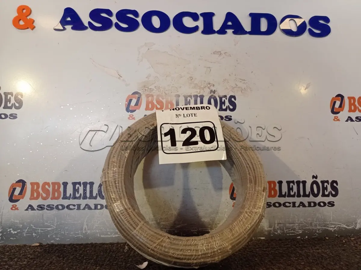 LOTE 120 - 01 ROLO DE CABO FLEXÍVEL 100M 1X2,5MM NA COR CINZA(NOVO). (NO ESTADO) ATENÇÃO! FAZER A VISITAÇÃO ANTES DE ARREMATAR, NÃO SABEMOS SE FUNCIONA. LEILÃO NÃO TEM GARANTIA E NEM DEVOLUÇÃO, SUJEITO A POSSÍVEIS AVARIAS VISÍVEIS/OCULTAS E/OU AUSÊNCIA DE COMPONENTES.