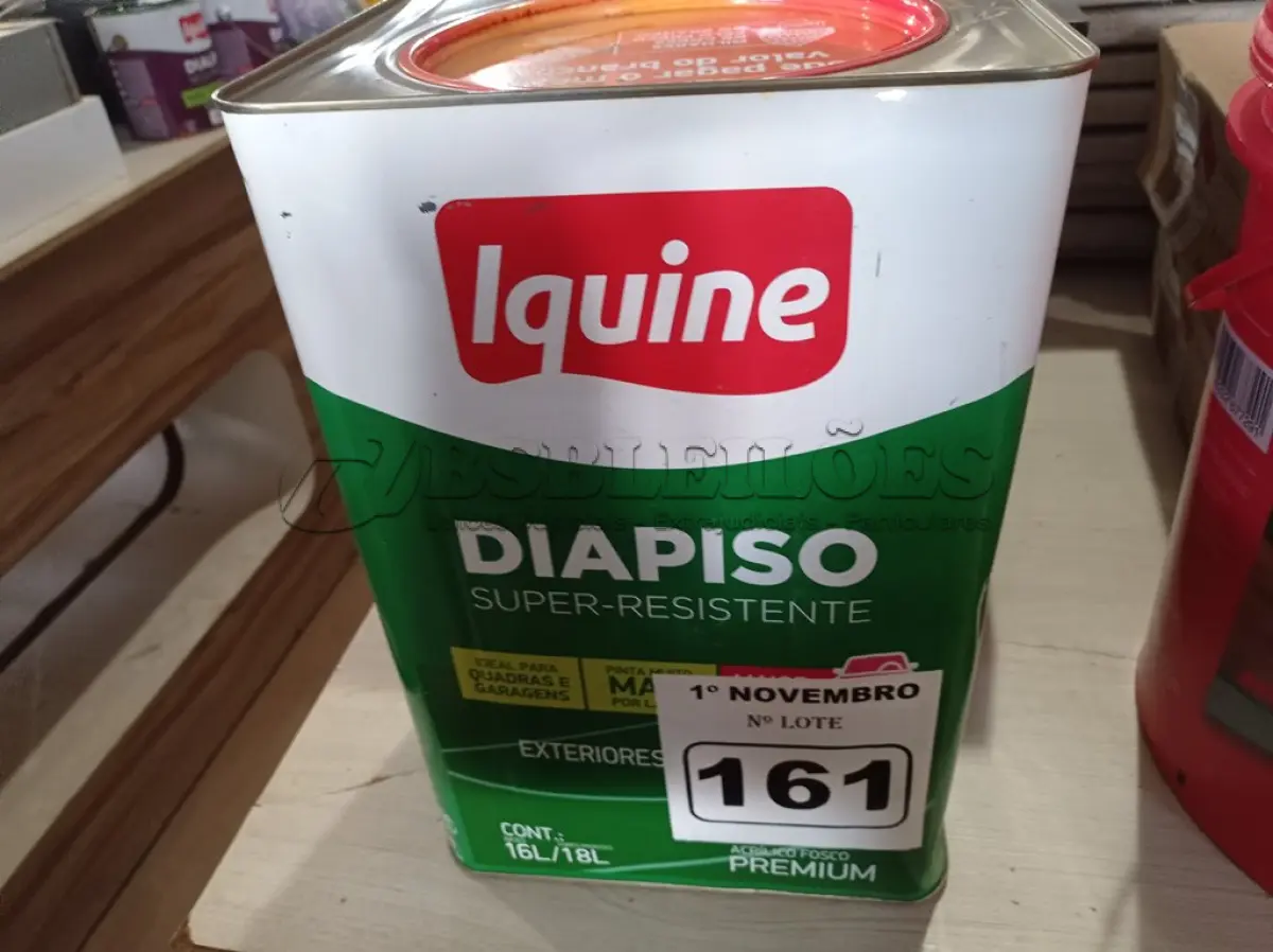 LOTE 161 - 01 LATA DE TINTA PARA PISO IQUINE COR VERMELHA 18L. (NO ESTADO) ATENÇÃO! FAZER A VISITAÇÃO ANTES DE ARREMATAR, NÃO SABEMOS SE FUNCIONA. LEILÃO NÃO TEM GARANTIA E NEM DEVOLUÇÃO, SUJEITO A POSSÍVEIS AVARIAS VISÍVEIS/OCULTAS E/OU AUSÊNCIA DE COMPONENTES.
