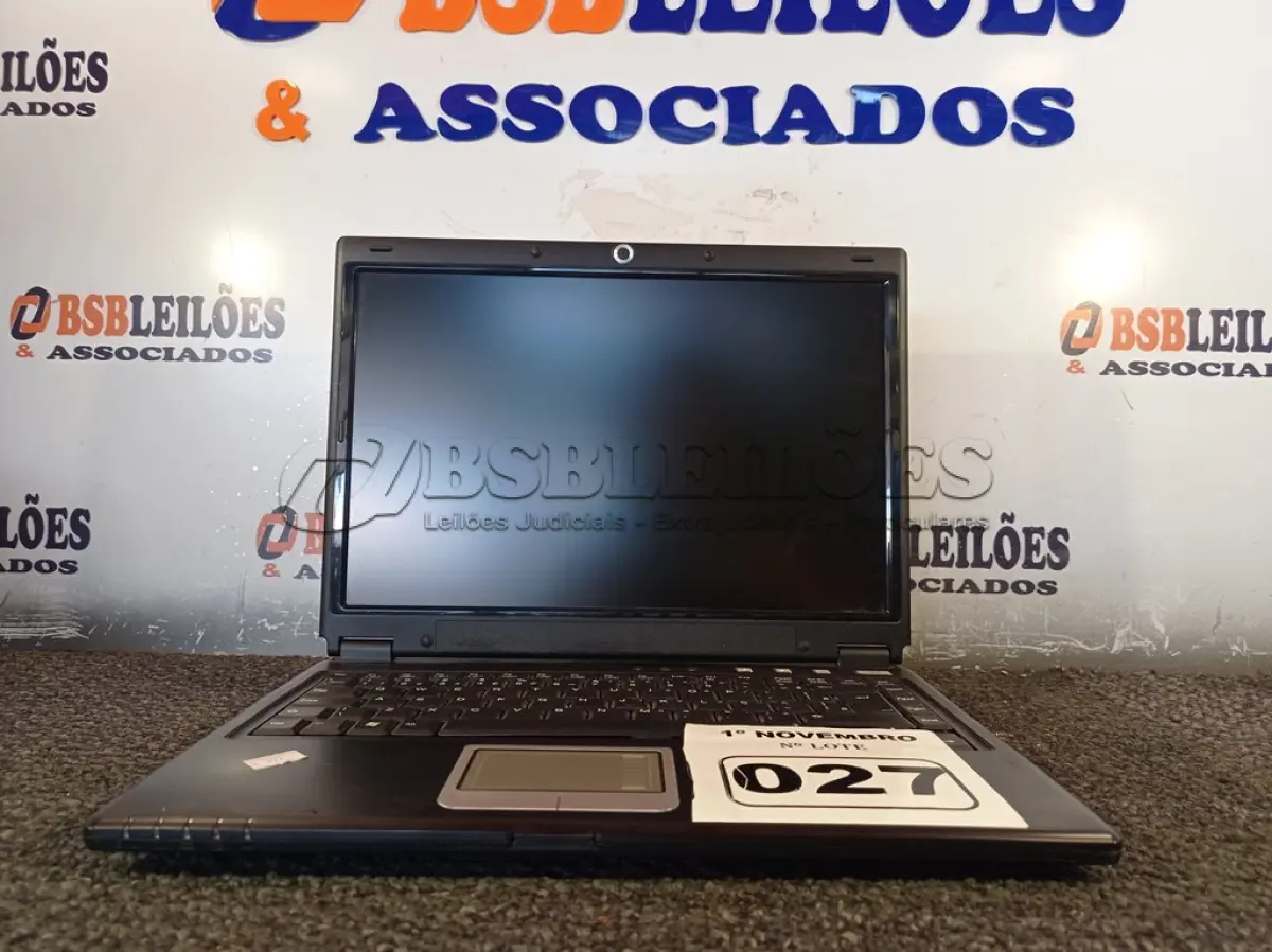 LOTE 027 - 01 NOTEBOOK MARCA AMAZON PC. (NO ESTADO) ATENÇÃO! FAZER A VISITAÇÃO ANTES DE ARREMATAR, NÃO SABEMOS SE FUNCIONA. LEILÃO NÃO TEM GARANTIA E NEM DEVOLUÇÃO, SUJEITO A POSSÍVEIS AVARIAS VISÍVEIS/OCULTAS E/OU AUSÊNCIA DE COMPONENTES.