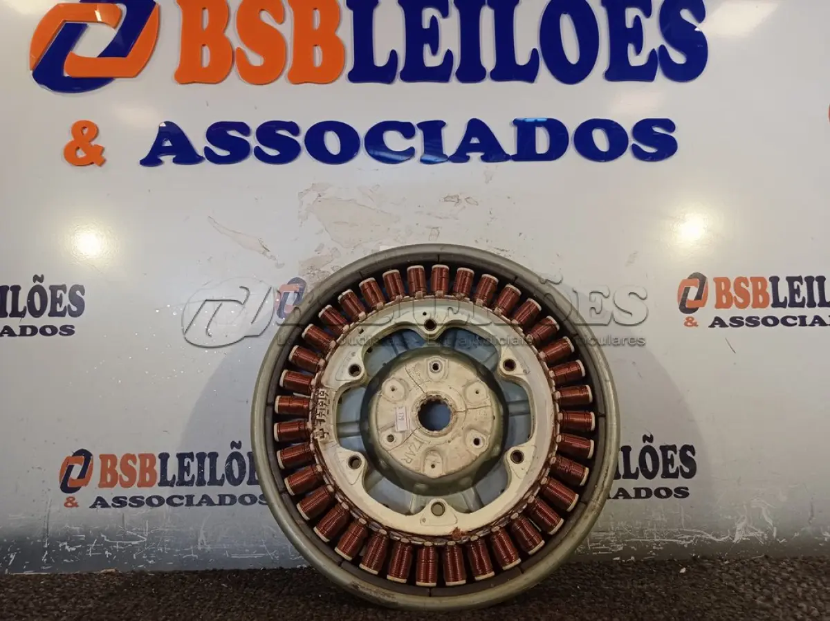 LOTE 256 - 01 ROTOR/ESTATOR DE LAVA SECA LG. (NO ESTADO) ATENÇÃO! FAZER A VISITAÇÃO ANTES DE ARREMATAR, NÃO SABEMOS SE FUNCIONA. LEILÃO NÃO TEM GARANTIA E NEM DEVOLUÇÃO, SUJEITO A POSSÍVEIS AVARIAS VISÍVEIS/OCULTAS E/OU AUSÊNCIA DE COMPONENTES.