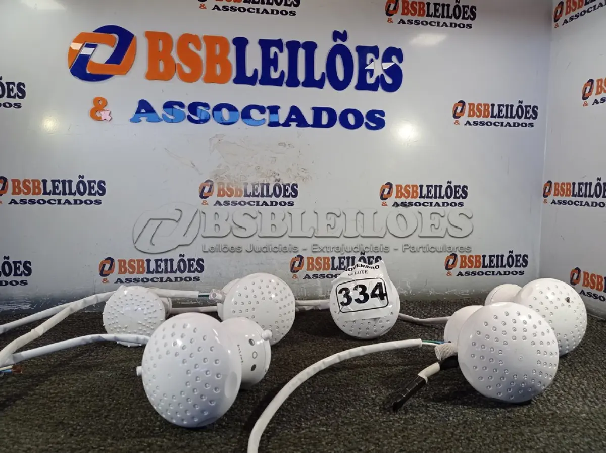 LOTE 334 - 06 CHUVEIROS MARCAS E MODELOS DIVERSOS. (NO ESTADO) ATENÇÃO! FAZER A VISITAÇÃO ANTES DE ARREMATAR, NÃO SABEMOS SE FUNCIONA. LEILÃO NÃO TEM GARANTIA E NEM DEVOLUÇÃO, SUJEITO A POSSÍVEIS AVARIAS VISÍVEIS/OCULTAS E/OU AUSÊNCIA DE COMPONENTES.