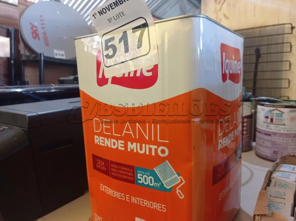 LOTE 517 - 01 LATA DE TINTA IQUINE INTERIORES/EXTERIORES DELANIL RENDE MUITO FOSCO BASE “P”. (NO ESTADO) ATENÇÃO! FAZER A VISITAÇÃO ANTES DE ARREMATAR, NÃO SABEMOS SE FUNCIONA. LEILÃO NÃO TEM GARANTIA E NEM DEVOLUÇÃO, SUJEITO A POSSÍVEIS AVARIAS VISÍVEIS/OCULTAS E/OU AUSÊNCIA DE COMPONENTES.
