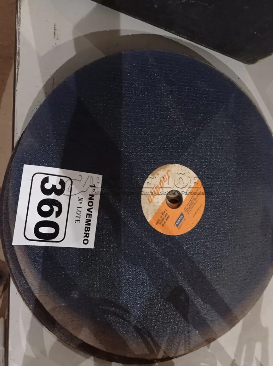 LOTE 360 - 05 DISCOS CLIPPERS: DIÂMETRO 18, ESPECIFICAÇÃO MR-822, RPM 3069. (NO ESTADO) ATENÇÃO! FAZER A VISITAÇÃO ANTES DE ARREMATAR, NÃO SABEMOS SE FUNCIONA. LEILÃO NÃO TEM GARANTIA E NEM DEVOLUÇÃO, SUJEITO A POSSÍVEIS AVARIAS VISÍVEIS/OCULTAS E/OU AUSÊNCIA DE COMPONENTES.