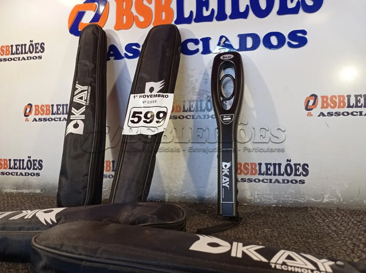 LOTE 599 - 05 DETECTORES DE METAL. (NO ESTADO) ATENÇÃO! FAZER A VISITAÇÃO ANTES DE ARREMATAR, NÃO SABEMOS SE FUNCIONA. LEILÃO NÃO TEM GARANTIA E NEM DEVOLUÇÃO, SUJEITO A POSSÍVEIS AVARIAS VISÍVEIS/OCULTAS E/OU AUSÊNCIA DE COMPONENTES.
