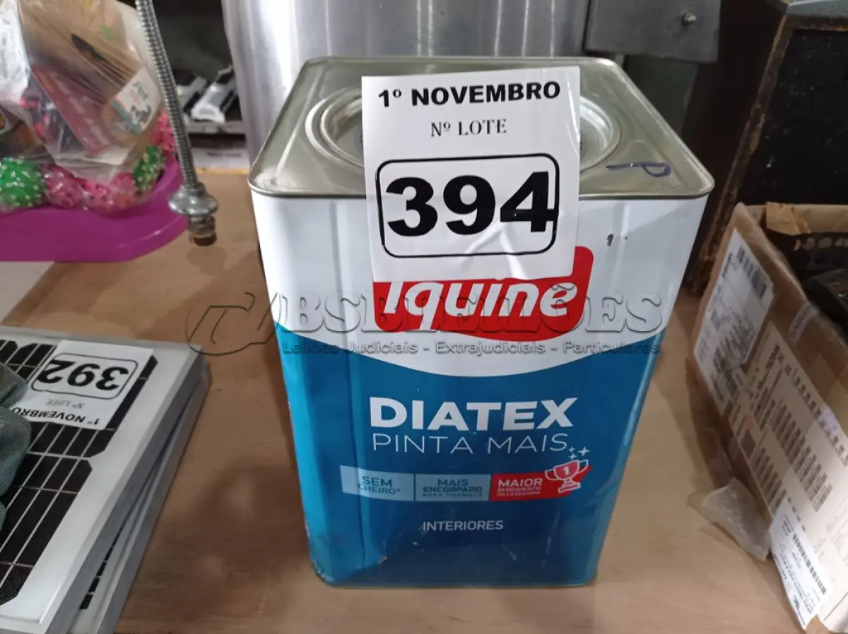 LOTE 394 - 01 LATA DE TINTA IQUINE DIATEX PINTA MAIS 18L FOSCO BASE “P”. (NO ESTADO) ATENÇÃO! FAZER A VISITAÇÃO ANTES DE ARREMATAR, NÃO SABEMOS SE FUNCIONA. LEILÃO NÃO TEM GARANTIA E NEM DEVOLUÇÃO, SUJEITO A POSSÍVEIS AVARIAS VISÍVEIS/OCULTAS E/OU AUSÊNCIA DE COMPONENTES.