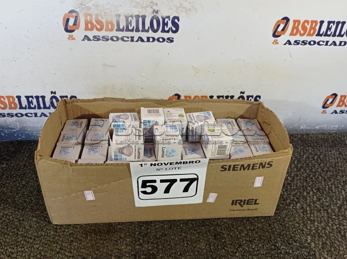 LOTE 577 - 01 LOTE COM APROXIMADAMENTE 80 LÂMPADAS DICROICA 1W 220V. (NO ESTADO) ATENÇÃO! FAZER A VISITAÇÃO ANTES DE ARREMATAR, NÃO SABEMOS SE FUNCIONA. LEILÃO NÃO TEM GARANTIA E NEM DEVOLUÇÃO, SUJEITO A POSSÍVEIS AVARIAS VISÍVEIS/OCULTAS E/OU AUSÊNCIA DE COMPONENTES.