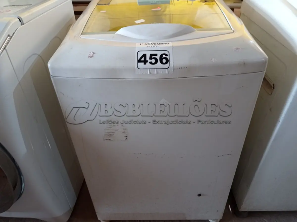 LOTE 456 - 01 MÁQUINA DE LAVAR ROUPAS MARCA CÔNSUL CAPACIDADE 10KG 220V. (NO ESTADO) ATENÇÃO! FAZER A VISITAÇÃO ANTES DE ARREMATAR, NÃO SABEMOS SE FUNCIONA. LEILÃO NÃO TEM GARANTIA E NEM DEVOLUÇÃO, SUJEITO A POSSÍVEIS AVARIAS VISÍVEIS/OCULTAS E/OU AUSÊNCIA DE COMPONENTES.