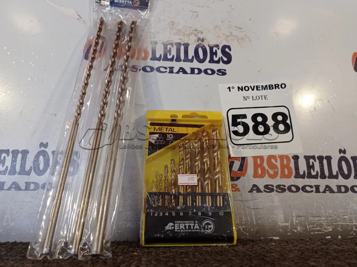 LOTE 588 - 02 KIT’S DE BROCAS. (NO ESTADO) ATENÇÃO! FAZER A VISITAÇÃO ANTES DE ARREMATAR, NÃO SABEMOS SE FUNCIONA. LEILÃO NÃO TEM GARANTIA E NEM DEVOLUÇÃO, SUJEITO A POSSÍVEIS AVARIAS VISÍVEIS/OCULTAS E/OU AUSÊNCIA DE COMPONENTES.