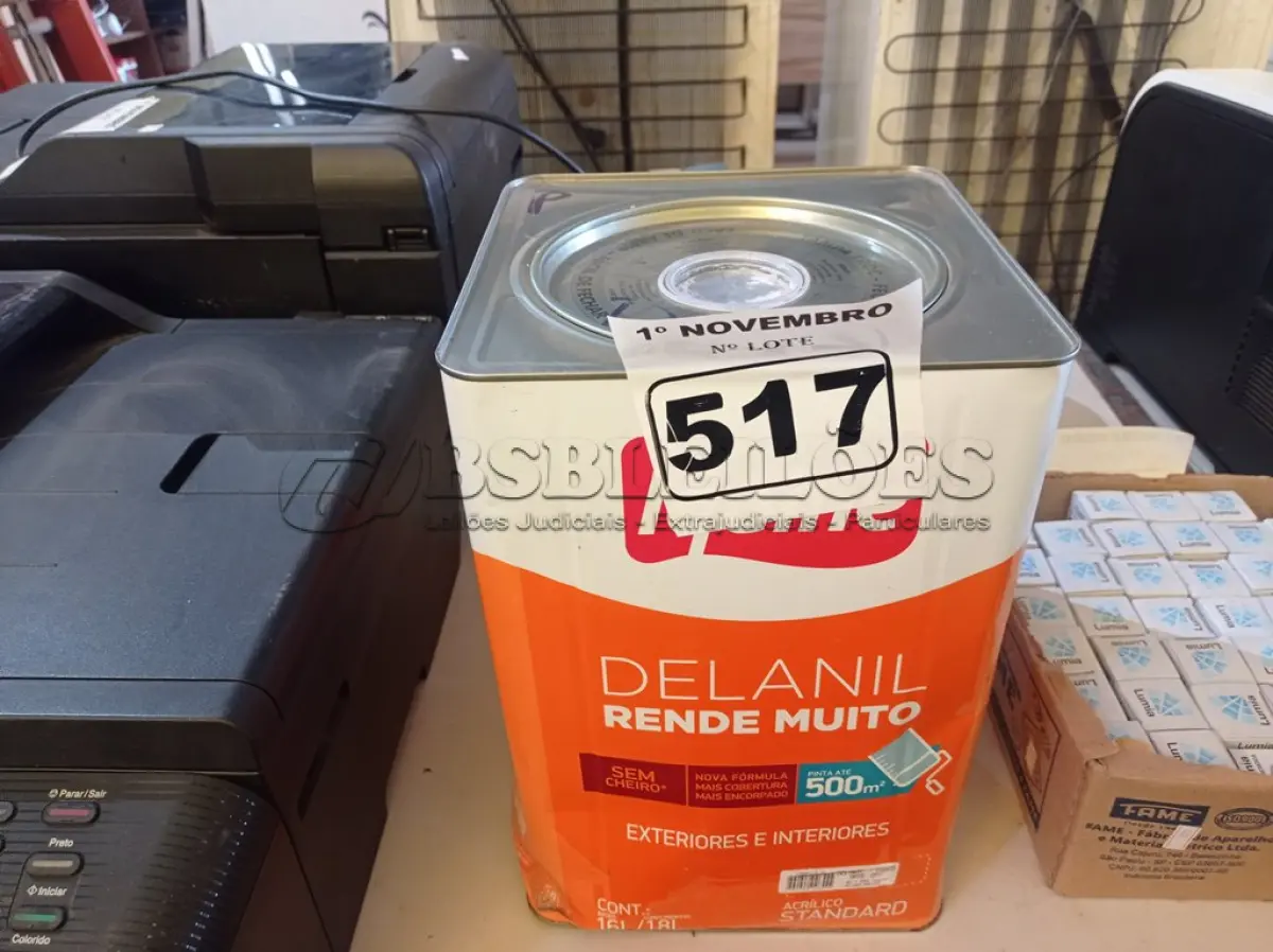 LOTE 517 - 01 LATA DE TINTA IQUINE INTERIORES/EXTERIORES DELANIL RENDE MUITO FOSCO BASE “P”. (NO ESTADO) ATENÇÃO! FAZER A VISITAÇÃO ANTES DE ARREMATAR, NÃO SABEMOS SE FUNCIONA. LEILÃO NÃO TEM GARANTIA E NEM DEVOLUÇÃO, SUJEITO A POSSÍVEIS AVARIAS VISÍVEIS/OCULTAS E/OU AUSÊNCIA DE COMPONENTES.