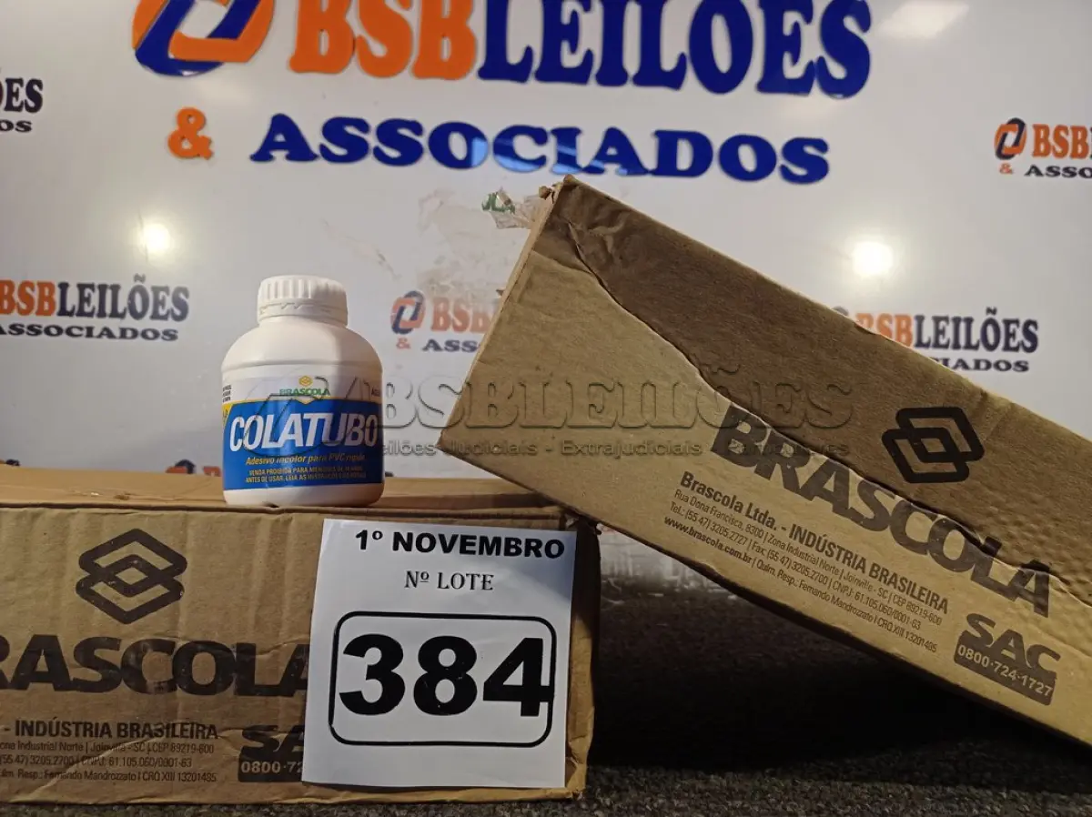 LOTE 384 - 02 CAIXAS COM COLA TUBO ST 175G COM 15 UNIDADES CADA. (NO ESTADO) ATENÇÃO! FAZER A VISITAÇÃO ANTES DE ARREMATAR, NÃO SABEMOS SE FUNCIONA. LEILÃO NÃO TEM GARANTIA E NEM DEVOLUÇÃO, SUJEITO A POSSÍVEIS AVARIAS VISÍVEIS/OCULTAS E/OU AUSÊNCIA DE COMPONENTES.