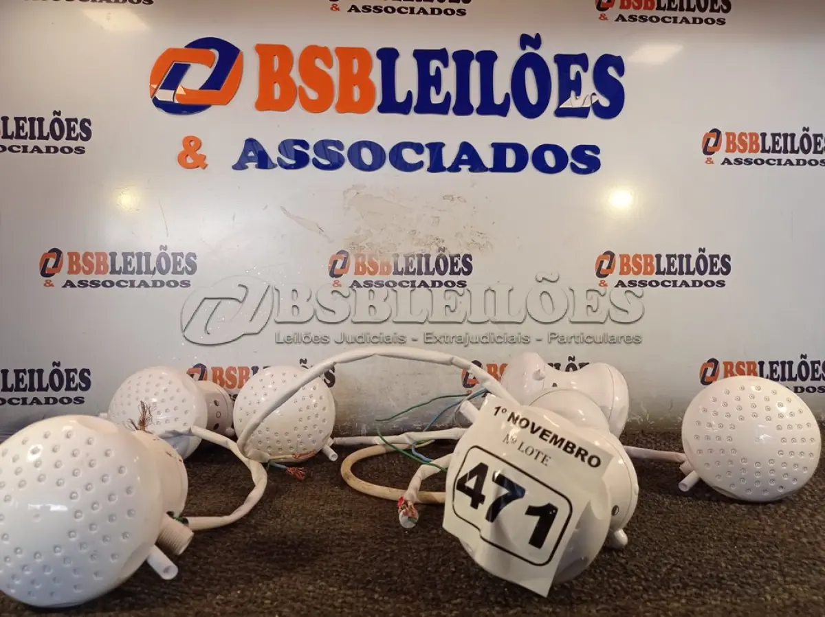 LOTE 471 - 07 CHUVEIROS MARCAS E MODELOS DIVERSOS. (NO ESTADO) ATENÇÃO! FAZER A VISITAÇÃO ANTES DE ARREMATAR, NÃO SABEMOS SE FUNCIONA. LEILÃO NÃO TEM GARANTIA E NEM DEVOLUÇÃO, SUJEITO A POSSÍVEIS AVARIAS VISÍVEIS/OCULTAS E/OU AUSÊNCIA DE COMPONENTES.