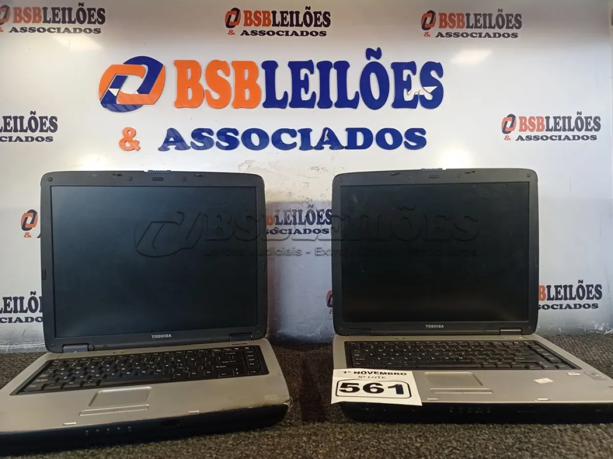 LOTE 561 - 02 NOTEBOOK’S MARCAS TOSHIBA PARA RETIRADA DE PEÇAS. (NO ESTADO) ATENÇÃO! FAZER A VISITAÇÃO ANTES DE ARREMATAR, NÃO SABEMOS SE FUNCIONA. LEILÃO NÃO TEM GARANTIA E NEM DEVOLUÇÃO, SUJEITO A POSSÍVEIS AVARIAS VISÍVEIS/OCULTAS E/OU AUSÊNCIA DE COMPONENTES.