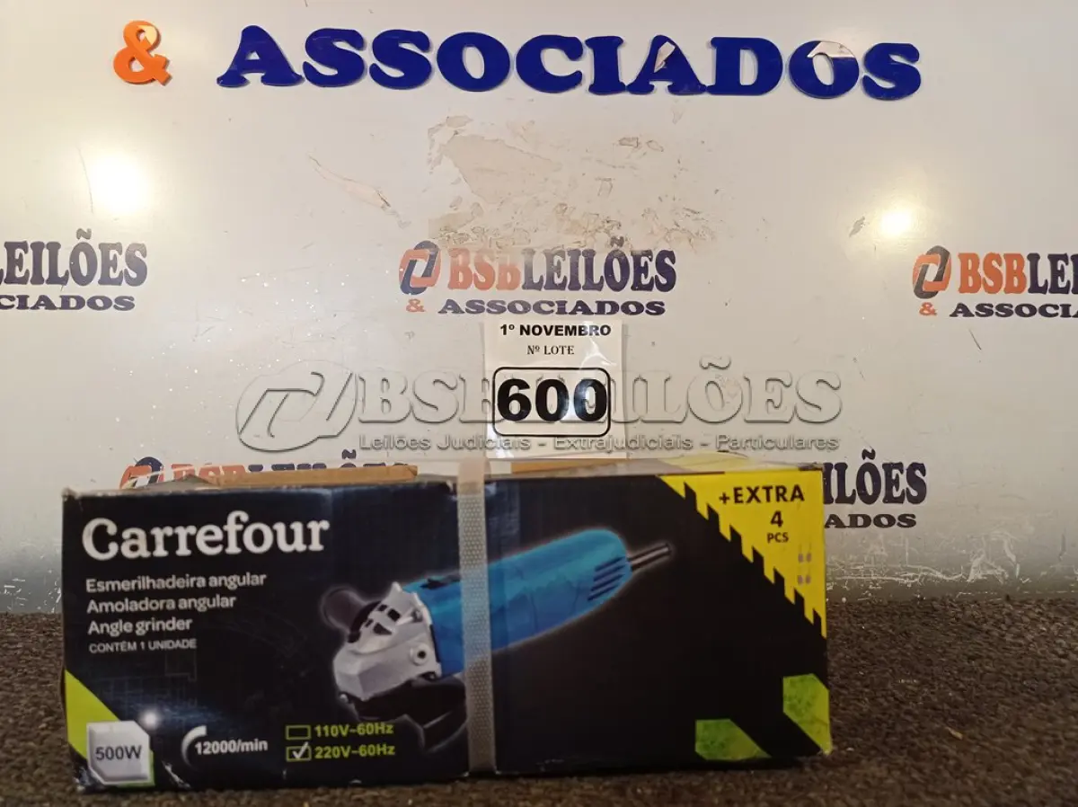 LOTE 600 - 01 ESMERILHADEIRA ANGULAR 500W 220V. (NO ESTADO) ATENÇÃO! FAZER A VISITAÇÃO ANTES DE ARREMATAR, NÃO SABEMOS SE FUNCIONA. LEILÃO NÃO TEM GARANTIA E NEM DEVOLUÇÃO, SUJEITO A POSSÍVEIS AVARIAS VISÍVEIS/OCULTAS E/OU AUSÊNCIA DE COMPONENTES.