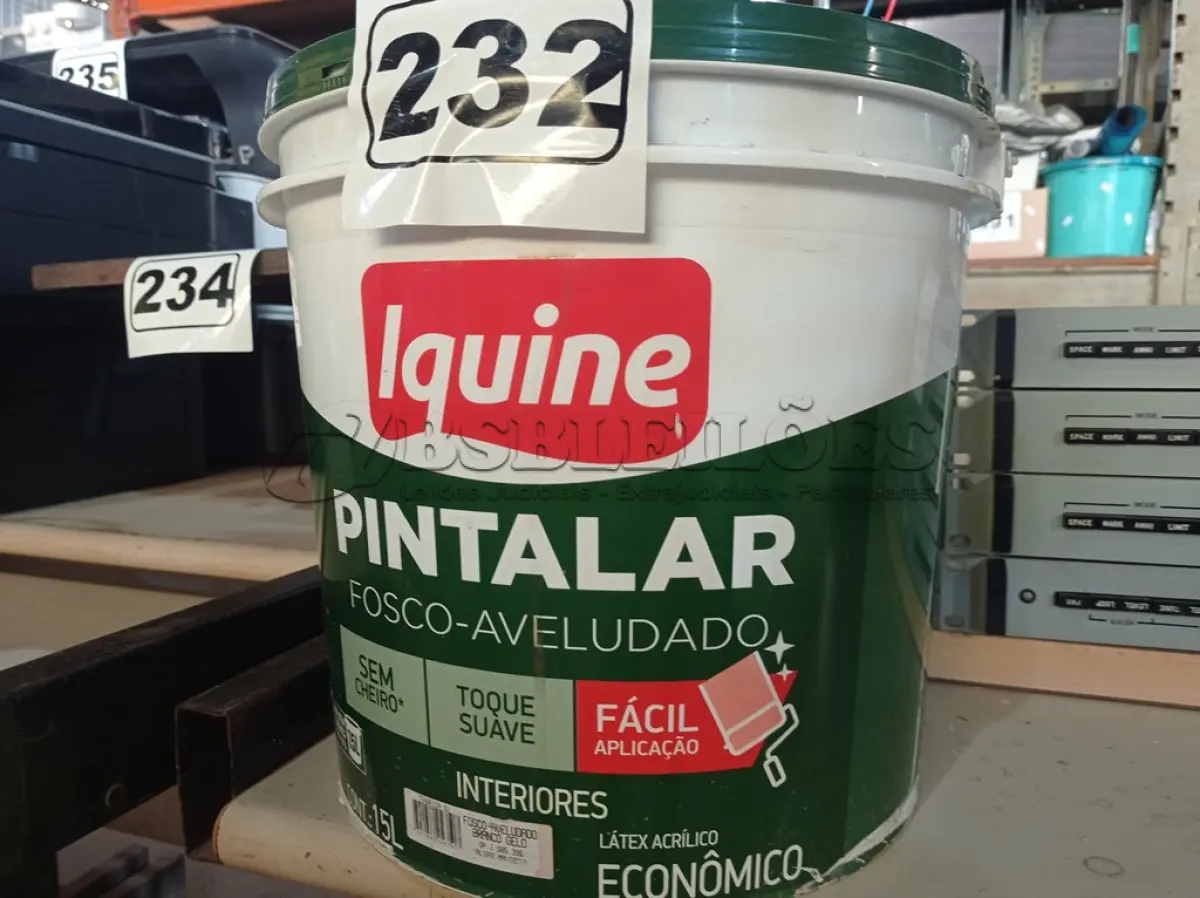 LOTE 232 - 01 BALDE DE TINTA IQUINE PINTALAR FOSCO AVELUDADO BRANCO GELO 15L. (NO ESTADO) ATENÇÃO! FAZER A VISITAÇÃO ANTES DE ARREMATAR, NÃO SABEMOS SE FUNCIONA. LEILÃO NÃO TEM GARANTIA E NEM DEVOLUÇÃO, SUJEITO A POSSÍVEIS AVARIAS VISÍVEIS/OCULTAS E/OU AUSÊNCIA DE COMPONENTES.