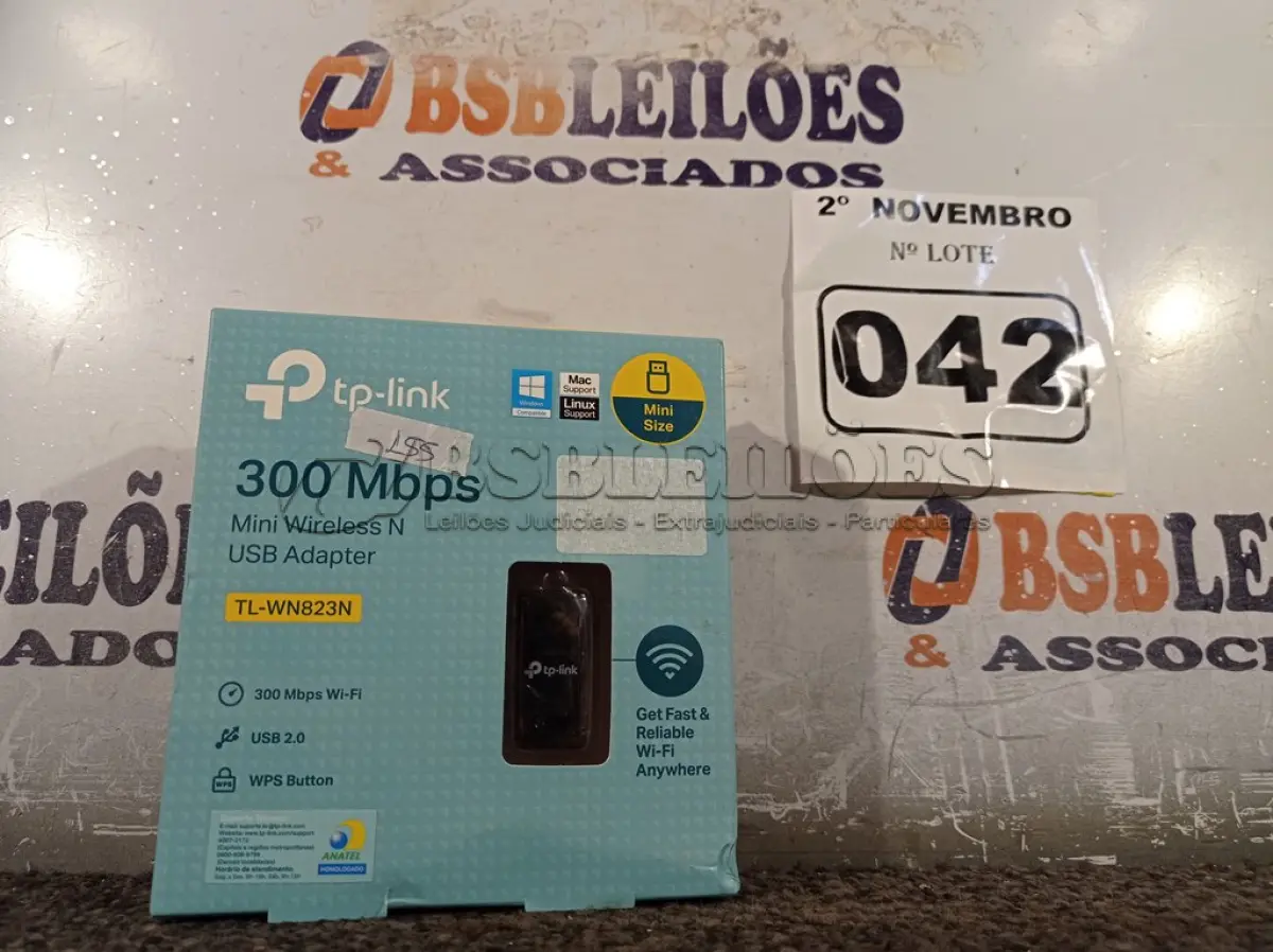 LOTE 042 - 01 ADAPTADOR WIRELESS TPLINK 300 MBPS. (NO ESTADO) ATENÇÃO! FAZER A VISITAÇÃO ANTES DE ARREMATAR, NÃO SABEMOS SE FUNCIONA. LEILÃO NÃO TEM GARANTIA E NEM DEVOLUÇÃO, SUJEITO A POSSÍVEIS AVARIAS VISÍVEIS/OCULTAS E/OU AUSÊNCIA DE COMPONENTES.