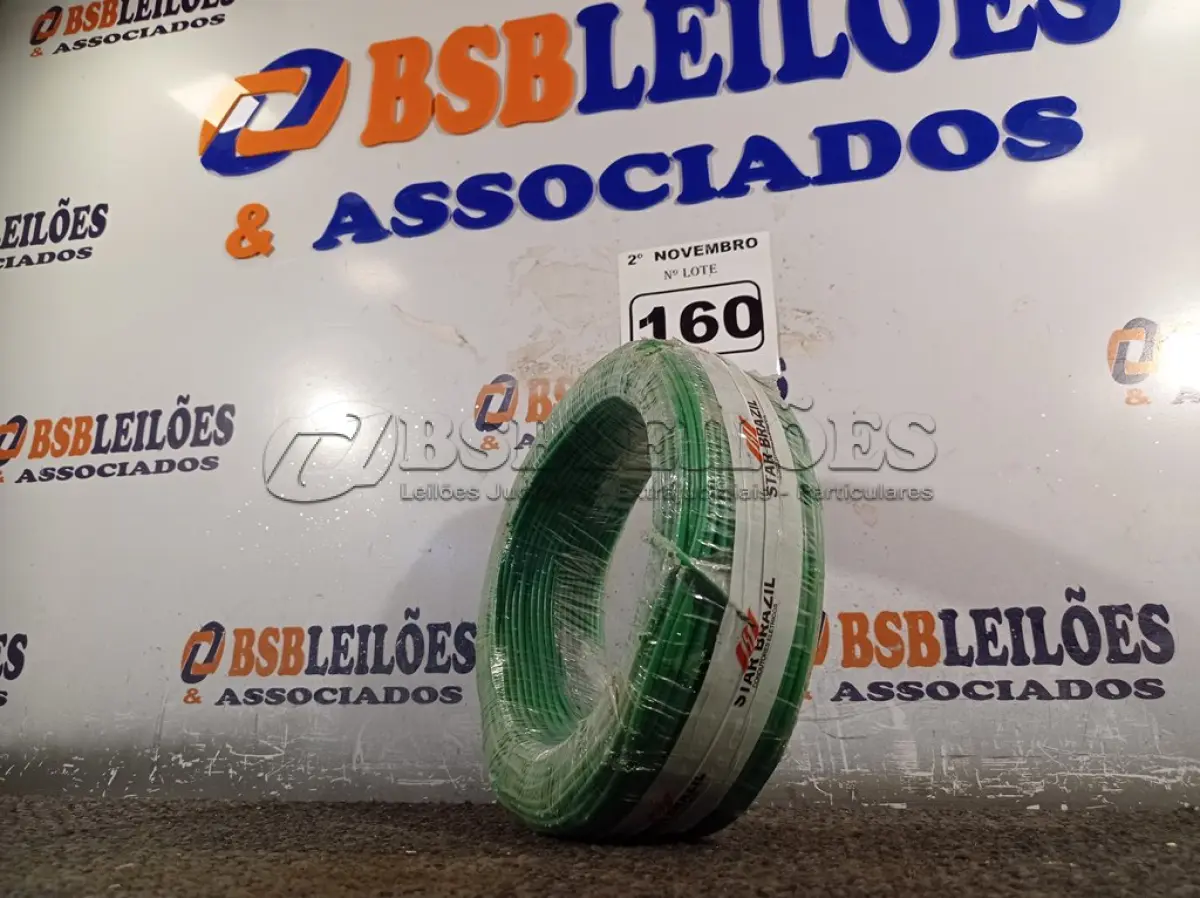 LOTE 160 - 01 ROLO DE CABO FLEXÍVEL 100M 1X2,5MM NA COR VERDE(NOVO). (NO ESTADO) ATENÇÃO! FAZER A VISITAÇÃO ANTES DE ARREMATAR, NÃO SABEMOS SE FUNCIONA. LEILÃO NÃO TEM GARANTIA E NEM DEVOLUÇÃO, SUJEITO A POSSÍVEIS AVARIAS VISÍVEIS/OCULTAS E/OU AUSÊNCIA DE COMPONENTES.