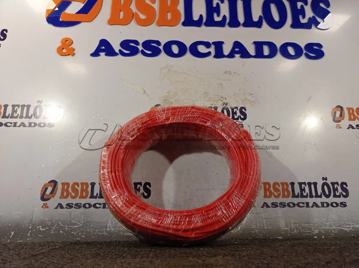 LOTE 130 - 01 ROLO DE CABO FLEXÍVEL 100M 1X4MM NA COR VERMELHA(NOVO). (NO ESTADO) ATENÇÃO! FAZER A VISITAÇÃO ANTES DE ARREMATAR, NÃO SABEMOS SE FUNCIONA. LEILÃO NÃO TEM GARANTIA E NEM DEVOLUÇÃO, SUJEITO A POSSÍVEIS AVARIAS VISÍVEIS/OCULTAS E/OU AUSÊNCIA DE COMPONENTES.