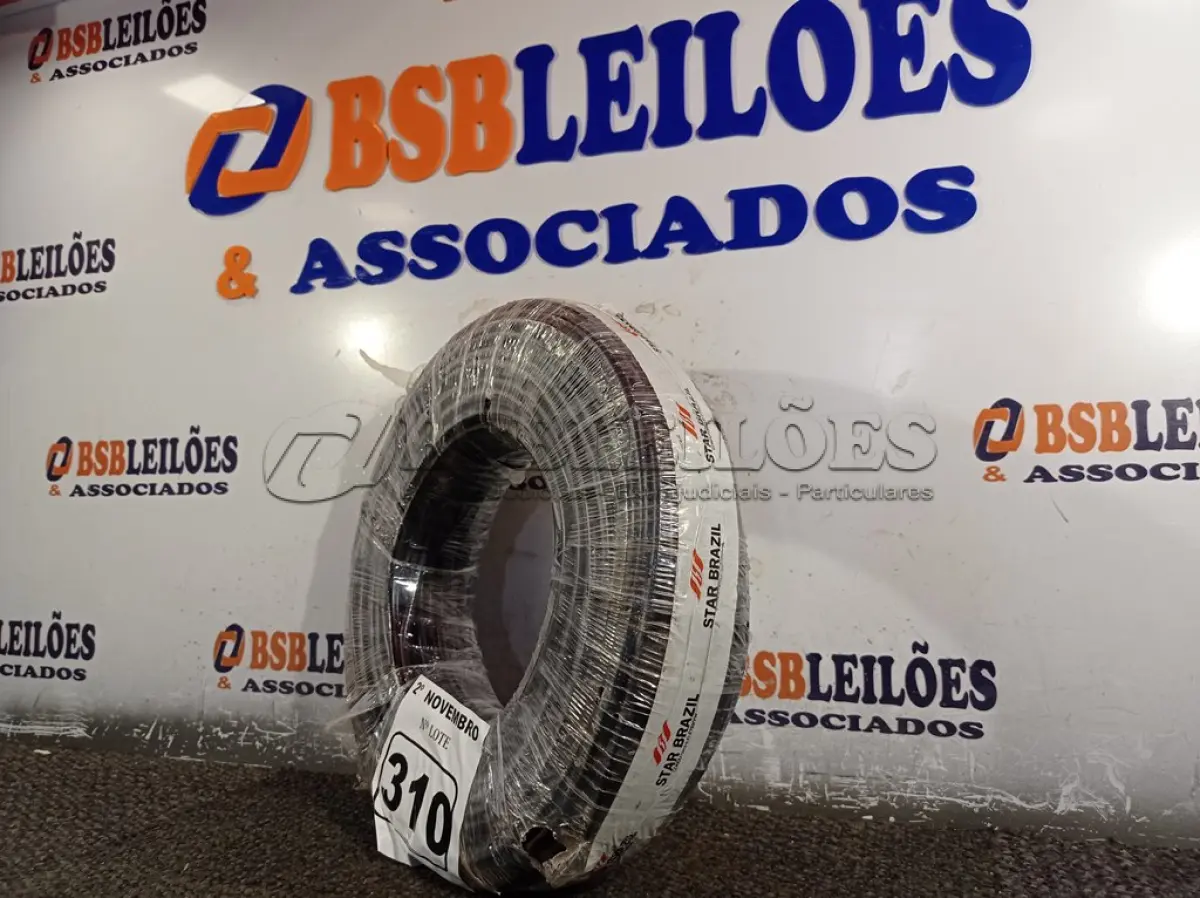 LOTE 310 - 01 ROLO DE CABO FLEXÍVEL 100M 1X10MM NA COR PRETA(NOVO). (NO ESTADO) ATENÇÃO! FAZER A VISITAÇÃO ANTES DE ARREMATAR, NÃO SABEMOS SE FUNCIONA. LEILÃO NÃO TEM GARANTIA E NEM DEVOLUÇÃO, SUJEITO A POSSÍVEIS AVARIAS VISÍVEIS/OCULTAS E/OU AUSÊNCIA DE COMPONENTES.