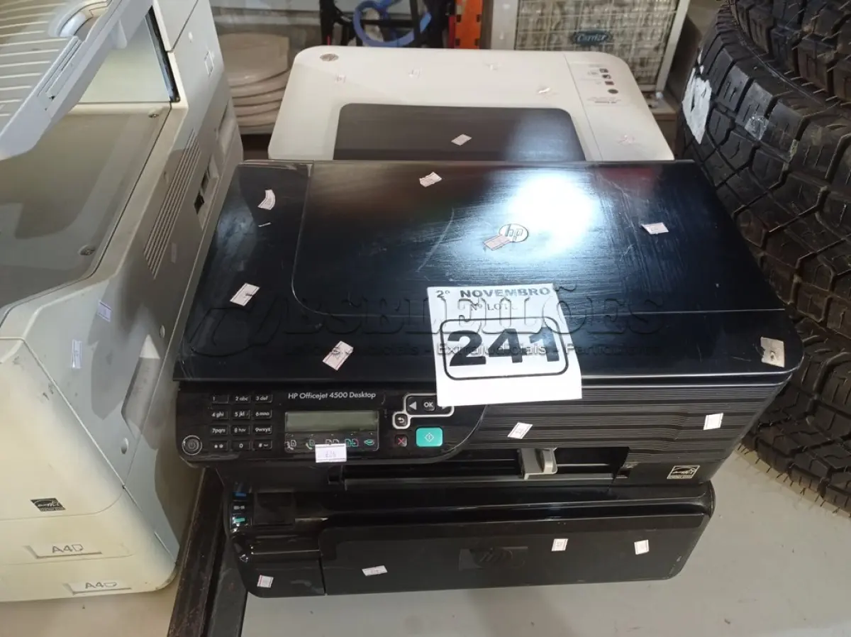 LOTE 241 - 04 IMPRESSORAS MARCAS E MODELOS DIVERSOS. (NO ESTADO) ATENÇÃO! FAZER A VISITAÇÃO ANTES DE ARREMATAR, NÃO SABEMOS SE FUNCIONA. LEILÃO NÃO TEM GARANTIA E NEM DEVOLUÇÃO, SUJEITO A POSSÍVEIS AVARIAS VISÍVEIS/OCULTAS E/OU AUSÊNCIA DE COMPONENTES.