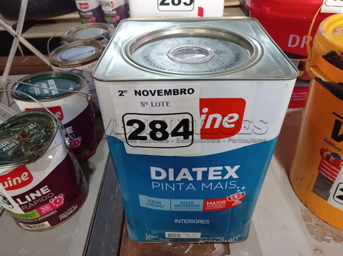 LOTE 284 - 01 LATA DE TINTA IQUINE DIATEX PINTA MAIS FOSCO BASE “P” 18L. (NO ESTADO) ATENÇÃO! FAZER A VISITAÇÃO ANTES DE ARREMATAR, NÃO SABEMOS SE FUNCIONA. LEILÃO NÃO TEM GARANTIA E NEM DEVOLUÇÃO, SUJEITO A POSSÍVEIS AVARIAS VISÍVEIS/OCULTAS E/OU AUSÊNCIA DE COMPONENTES.