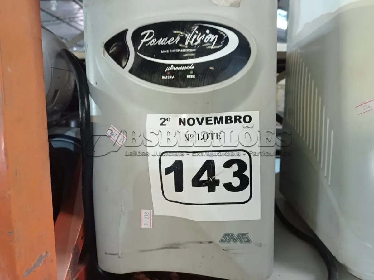 LOTE 143 - 01 NOBREAK SMS 2200VA. (NO ESTADO) ATENÇÃO! FAZER A VISITAÇÃO ANTES DE ARREMATAR, NÃO SABEMOS SE FUNCIONA. LEILÃO NÃO TEM GARANTIA E NEM DEVOLUÇÃO, SUJEITO A POSSÍVEIS AVARIAS VISÍVEIS/OCULTAS E/OU AUSÊNCIA DE COMPONENTES.
