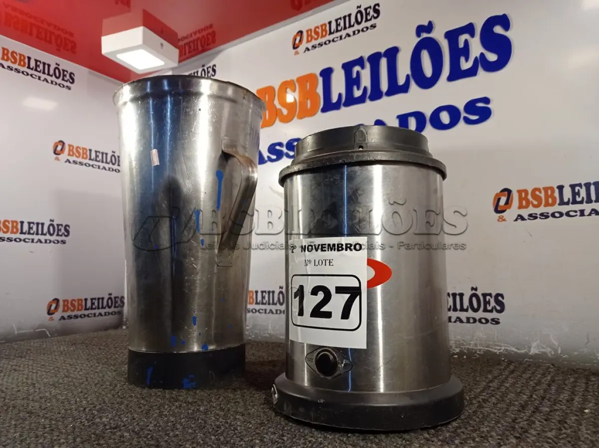 LOTE 127 - 01 LIQUIDIFICADOR INDUSTRIAL MARCA POLI. (NO ESTADO) ATENÇÃO! FAZER A VISITAÇÃO ANTES DE ARREMATAR, NÃO SABEMOS SE FUNCIONA. LEILÃO NÃO TEM GARANTIA E NEM DEVOLUÇÃO, SUJEITO A POSSÍVEIS AVARIAS VISÍVEIS/OCULTAS E/OU AUSÊNCIA DE COMPONENTES.