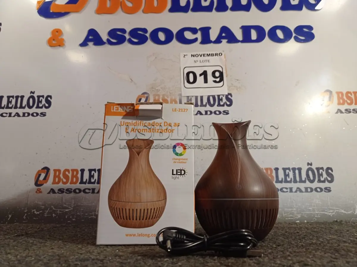 LOTE 019 - 01 UMIDIFICADOR/AROMATIZADOR DE AR. (NO ESTADO) ATENÇÃO! FAZER A VISITAÇÃO ANTES DE ARREMATAR, NÃO SABEMOS SE FUNCIONA. LEILÃO NÃO TEM GARANTIA E NEM DEVOLUÇÃO, SUJEITO A POSSÍVEIS AVARIAS VISÍVEIS/OCULTAS E/OU AUSÊNCIA DE COMPONENTES.