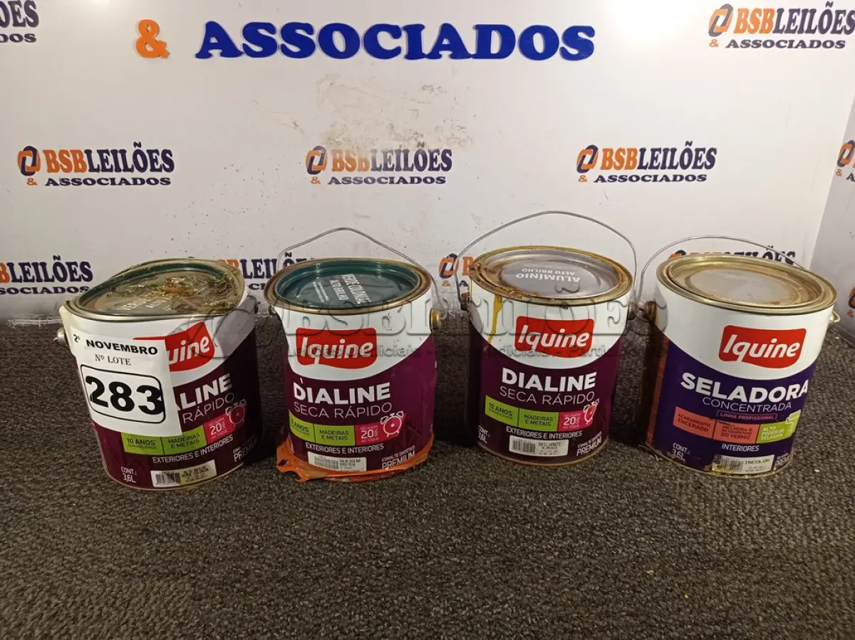 LOTE 283 - 02 GALÕES DE ESMALTE SINTÉTICO IQUINE MADEIRA E METAIS ALTO BRILHO VERDE COLONIAL 3,6L, 01 GALÃO DE SELADOR INCOLOR E 01 GALÃO DE ESMALTE BRILHANTE ALUMÍNIO. (NO ESTADO) ATENÇÃO! FAZER A VISITAÇÃO ANTES DE ARREMATAR, NÃO SABEMOS SE FUNCIONA. LEILÃO NÃO TEM GARANTIA E NEM DEVOLUÇÃO, SUJEITO A POSSÍVEIS AVARIAS VISÍVEIS/OCULTAS E/OU AUSÊNCIA DE COMPONENTES.