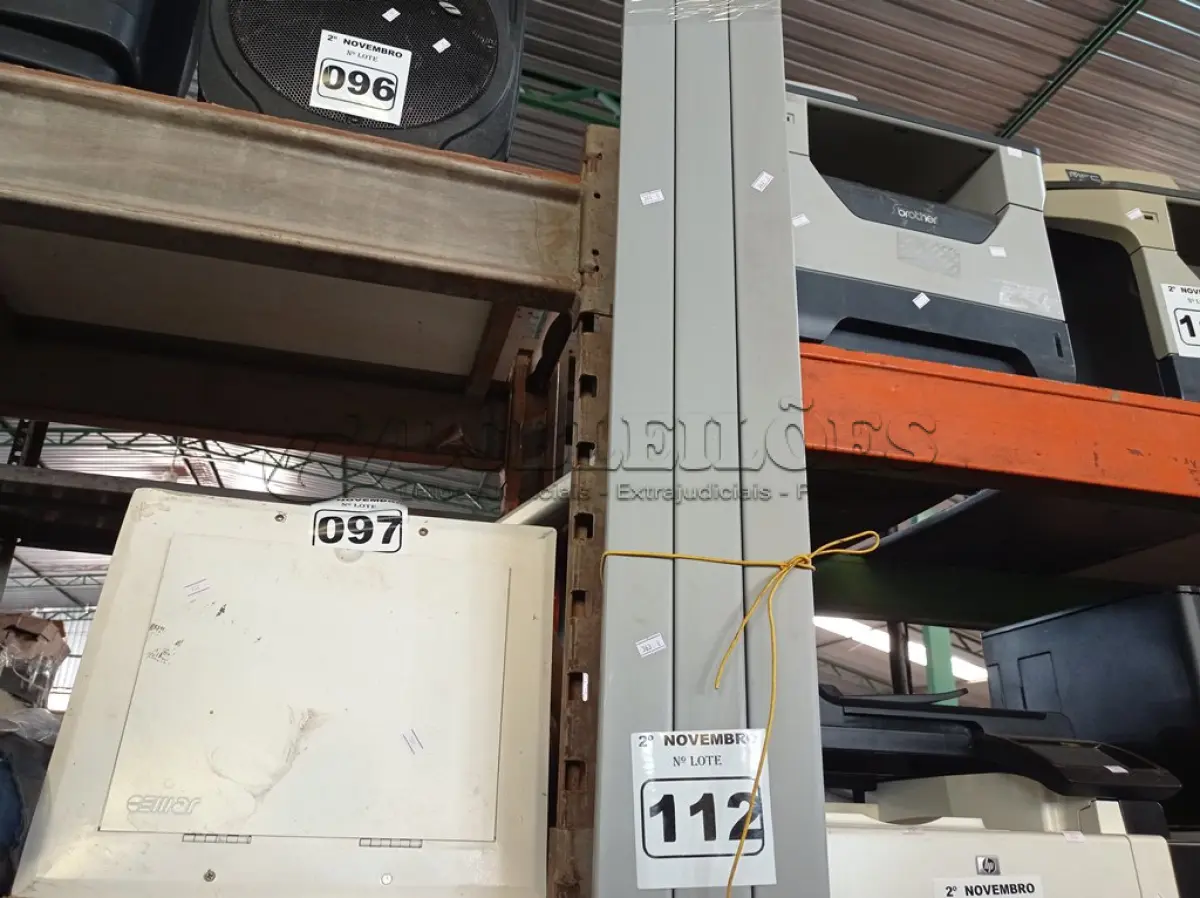LOTE 112 - 06 CANELETAS. (NO ESTADO) ATENÇÃO! FAZER A VISITAÇÃO ANTES DE ARREMATAR, NÃO SABEMOS SE FUNCIONA. LEILÃO NÃO TEM GARANTIA E NEM DEVOLUÇÃO, SUJEITO A POSSÍVEIS AVARIAS VISÍVEIS/OCULTAS E/OU AUSÊNCIA DE COMPONENTES.