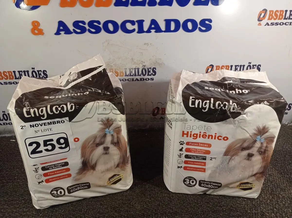LOTE 259 - 02 PACOTES DE TAPETE HIGIÊNICO COM 30 UNIDADES. (NO ESTADO) ATENÇÃO! FAZER A VISITAÇÃO ANTES DE ARREMATAR, NÃO SABEMOS SE FUNCIONA. LEILÃO NÃO TEM GARANTIA E NEM DEVOLUÇÃO, SUJEITO A POSSÍVEIS AVARIAS VISÍVEIS/OCULTAS E/OU AUSÊNCIA DE COMPONENTES.