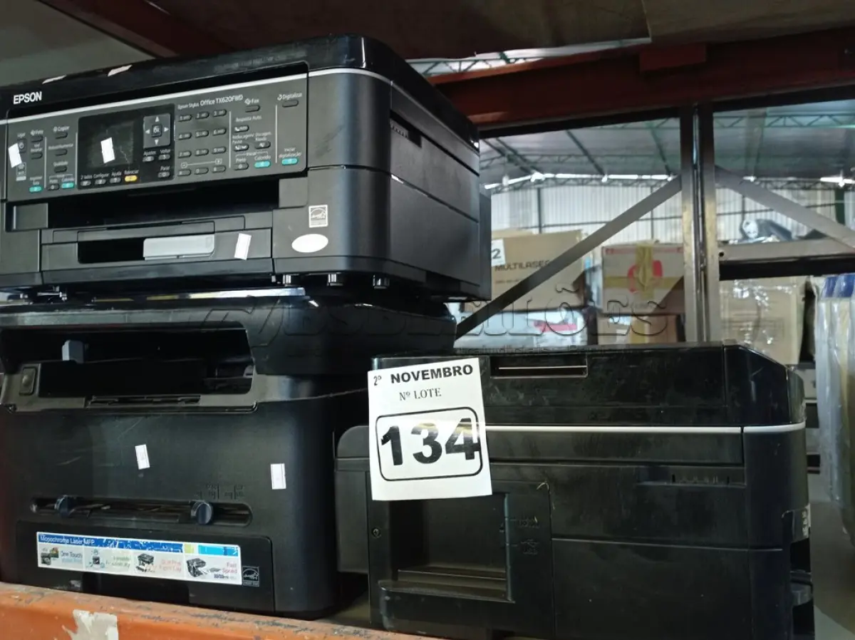 LOTE 134 - 03 IMPRESSORAS MULTIFUNCIONAL MARCAS E MODELOS DIVERSOS. (NO ESTADO) ATENÇÃO! FAZER A VISITAÇÃO ANTES DE ARREMATAR, NÃO SABEMOS SE FUNCIONA. LEILÃO NÃO TEM GARANTIA E NEM DEVOLUÇÃO, SUJEITO A POSSÍVEIS AVARIAS VISÍVEIS/OCULTAS E/OU AUSÊNCIA DE COMPONENTES.