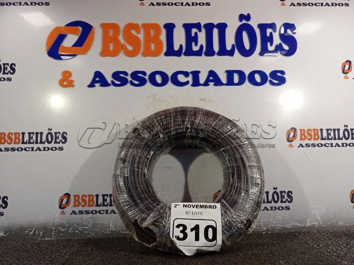 LOTE 310 - 01 ROLO DE CABO FLEXÍVEL 100M 1X10MM NA COR PRETA(NOVO). (NO ESTADO) ATENÇÃO! FAZER A VISITAÇÃO ANTES DE ARREMATAR, NÃO SABEMOS SE FUNCIONA. LEILÃO NÃO TEM GARANTIA E NEM DEVOLUÇÃO, SUJEITO A POSSÍVEIS AVARIAS VISÍVEIS/OCULTAS E/OU AUSÊNCIA DE COMPONENTES.