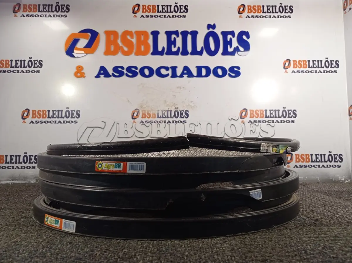 LOTE 202 - 06 PENEIRAS MARCAS E MODELOS DIVERSOS. (NO ESTADO) ATENÇÃO! FAZER A VISITAÇÃO ANTES DE ARREMATAR, NÃO SABEMOS SE FUNCIONA. LEILÃO NÃO TEM GARANTIA E NEM DEVOLUÇÃO, SUJEITO A POSSÍVEIS AVARIAS VISÍVEIS/OCULTAS E/OU AUSÊNCIA DE COMPONENTES.
