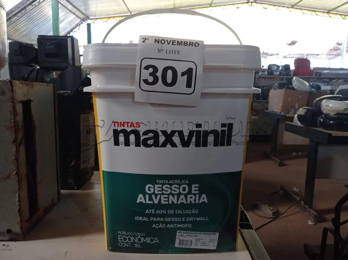 LOTE 301 - 01 BALDE DE TINTA MAXIVINIL ACRÍLICA FOSCO BRANCO NEVE. (NO ESTADO) ATENÇÃO! FAZER A VISITAÇÃO ANTES DE ARREMATAR, NÃO SABEMOS SE FUNCIONA. LEILÃO NÃO TEM GARANTIA E NEM DEVOLUÇÃO, SUJEITO A POSSÍVEIS AVARIAS VISÍVEIS/OCULTAS E/OU AUSÊNCIA DE COMPONENTES.