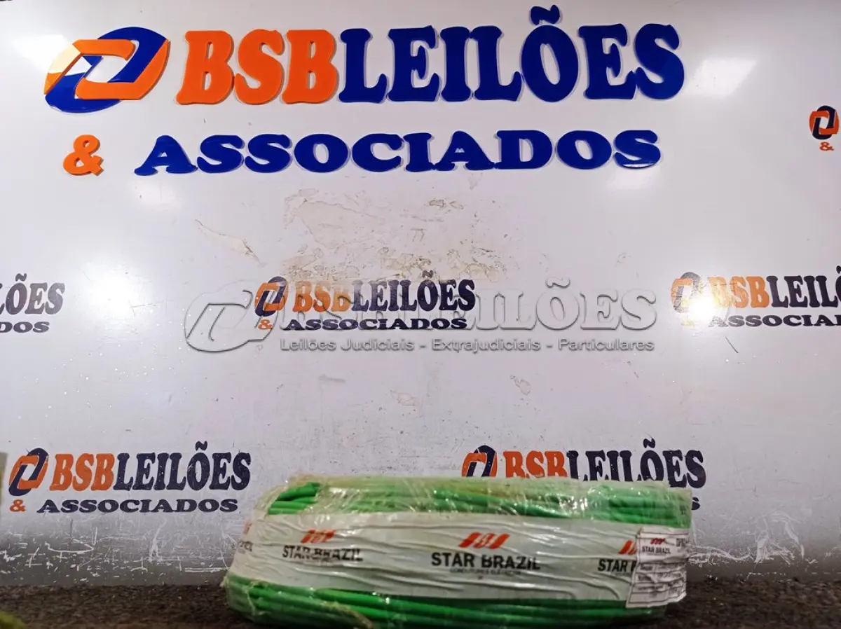 LOTE 100 - 01 ROLO DE CABO FLEXÍVEL 100M 1X4MM NA COR VERDE(NOVO). (NO ESTADO) ATENÇÃO! FAZER A VISITAÇÃO ANTES DE ARREMATAR, NÃO SABEMOS SE FUNCIONA. LEILÃO NÃO TEM GARANTIA E NEM DEVOLUÇÃO, SUJEITO A POSSÍVEIS AVARIAS VISÍVEIS/OCULTAS E/OU AUSÊNCIA DE COMPONENTES.