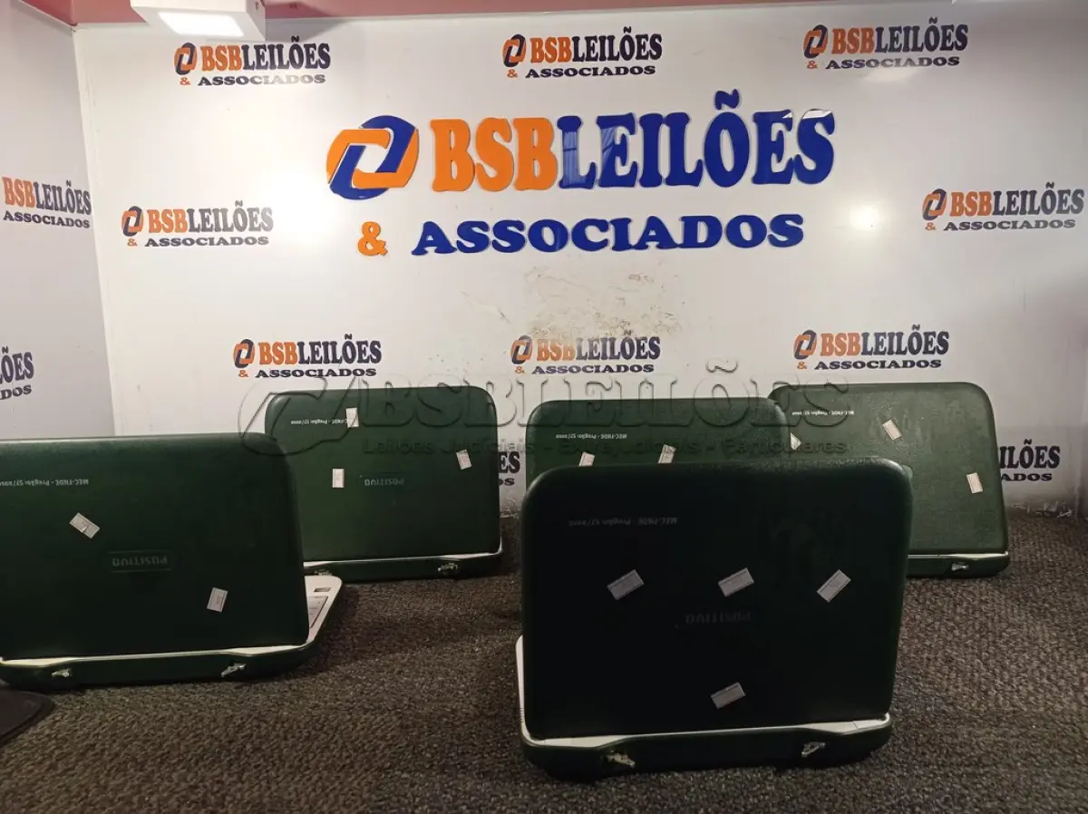 LOTE 056 - 05 NETBOOK’S MARCA POSITIVO. (NO ESTADO) ATENÇÃO! FAZER A VISITAÇÃO ANTES DE ARREMATAR, NÃO SABEMOS SE FUNCIONA. LEILÃO NÃO TEM GARANTIA E NEM DEVOLUÇÃO, SUJEITO A POSSÍVEIS AVARIAS VISÍVEIS/OCULTAS E/OU AUSÊNCIA DE COMPONENTES.