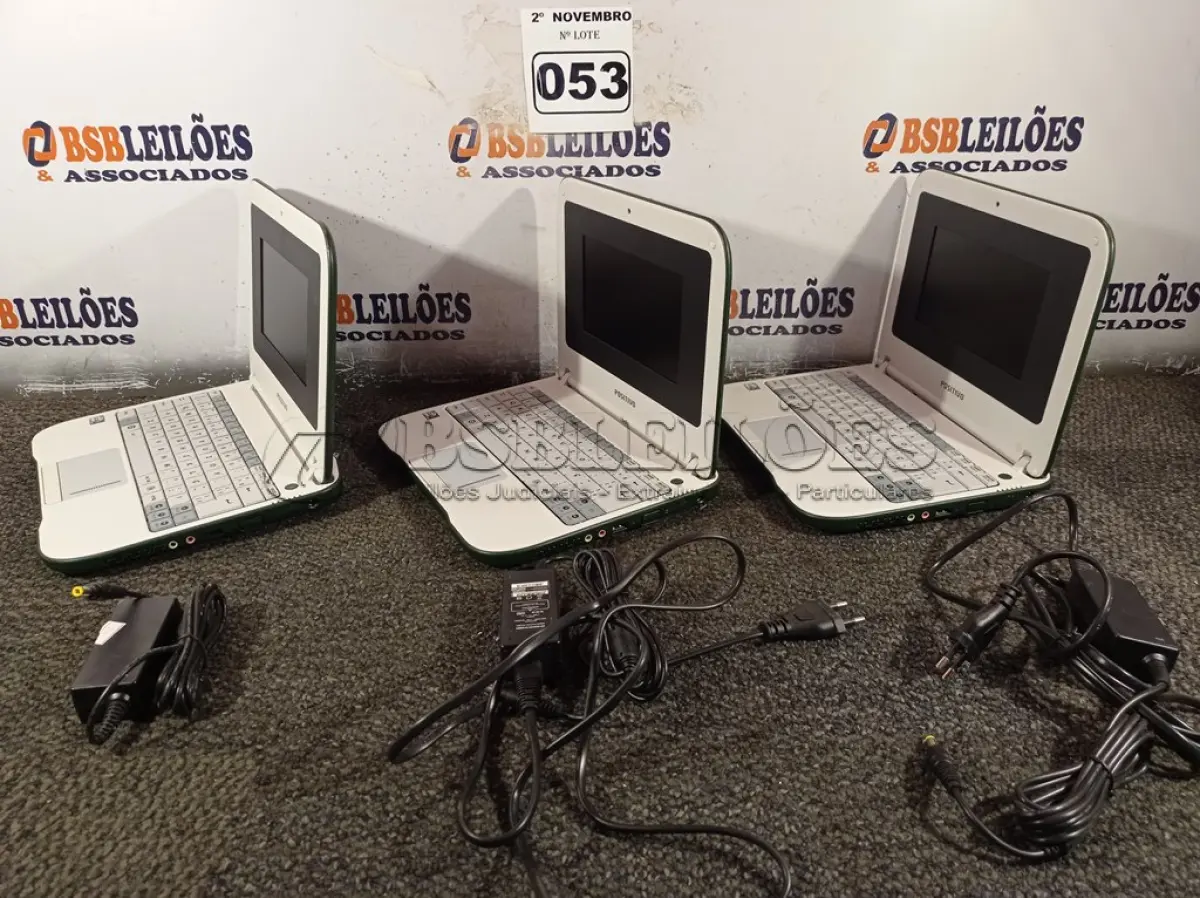LOTE 053 - 03 NETBOOK’S MARCAS POSITIVO COM FONTE. (NO ESTADO) ATENÇÃO! FAZER A VISITAÇÃO ANTES DE ARREMATAR, NÃO SABEMOS SE FUNCIONA. LEILÃO NÃO TEM GARANTIA E NEM DEVOLUÇÃO, SUJEITO A POSSÍVEIS AVARIAS VISÍVEIS/OCULTAS E/OU AUSÊNCIA DE COMPONENTES.