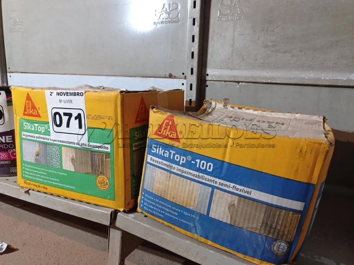 LOTE 071 - 02 CAIXAS DE ARGAMASSA POLIMÉRICA SIKA TOP 107 CINZA/SIKA TOP 100 18KG. (NO ESTADO) ATENÇÃO! FAZER A VISITAÇÃO ANTES DE ARREMATAR, NÃO SABEMOS SE FUNCIONA. LEILÃO NÃO TEM GARANTIA E NEM DEVOLUÇÃO, SUJEITO A POSSÍVEIS AVARIAS VISÍVEIS/OCULTAS E/OU AUSÊNCIA DE COMPONENTES.