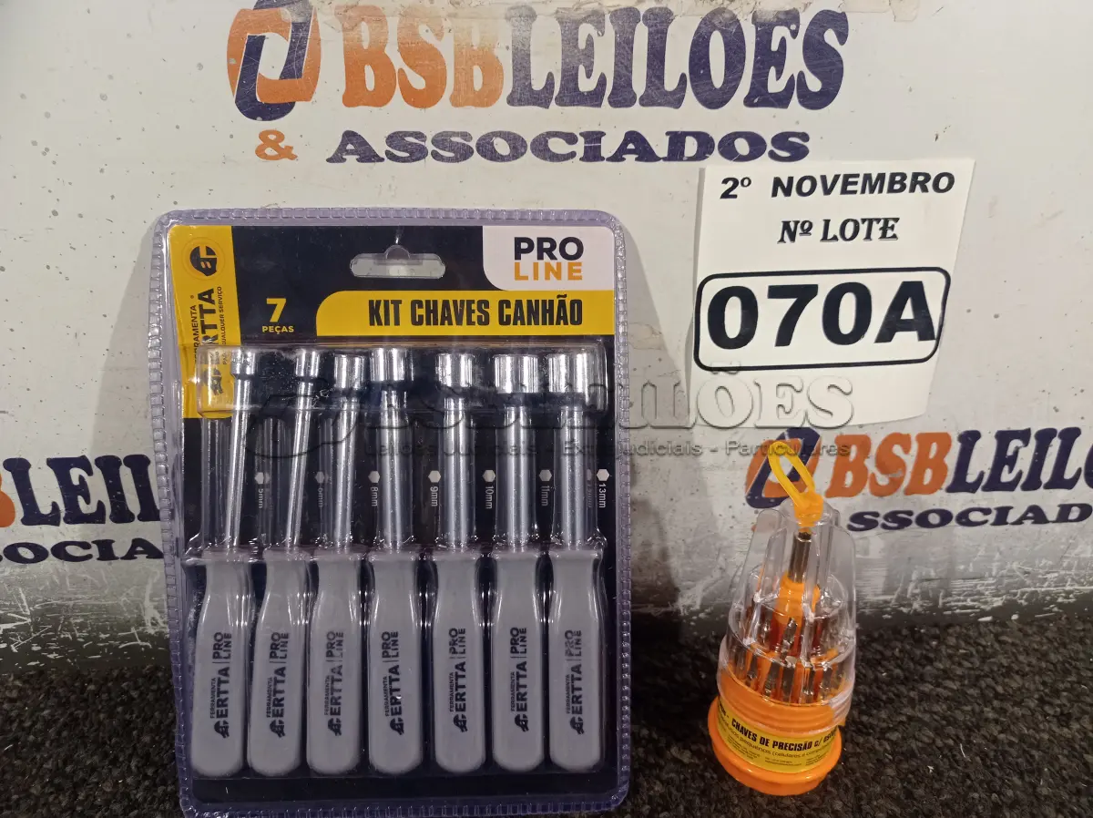 LOTE 070 - 01 KIT DE CHAVE CANHÃO E 01 KIT DE CHAVE DE PRECISÃO. (NO ESTADO) ATENÇÃO! FAZER A VISITAÇÃO ANTES DE ARREMATAR, NÃO SABEMOS SE FUNCIONA. LEILÃO NÃO TEM GARANTIA E NEM DEVOLUÇÃO, SUJEITO A POSSÍVEIS AVARIAS VISÍVEIS/OCULTAS E/OU AUSÊNCIA DE COMPONENTES.