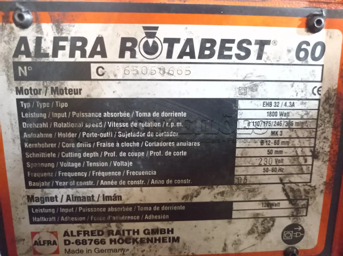 LOTE 450 - 01 FURADEIRA DE BASE MAGNÉTICA. (NO ESTADO) ATENÇÃO! FAZER A VISITAÇÃO ANTES DE ARREMATAR, NÃO SABEMOS SE FUNCIONA. LEILÃO NÃO TEM GARANTIA E NEM DEVOLUÇÃO, SUJEITO A POSSÍVEIS AVARIAS VISÍVEIS/OCULTAS E/OU AUSÊNCIA DE COMPONENTES.