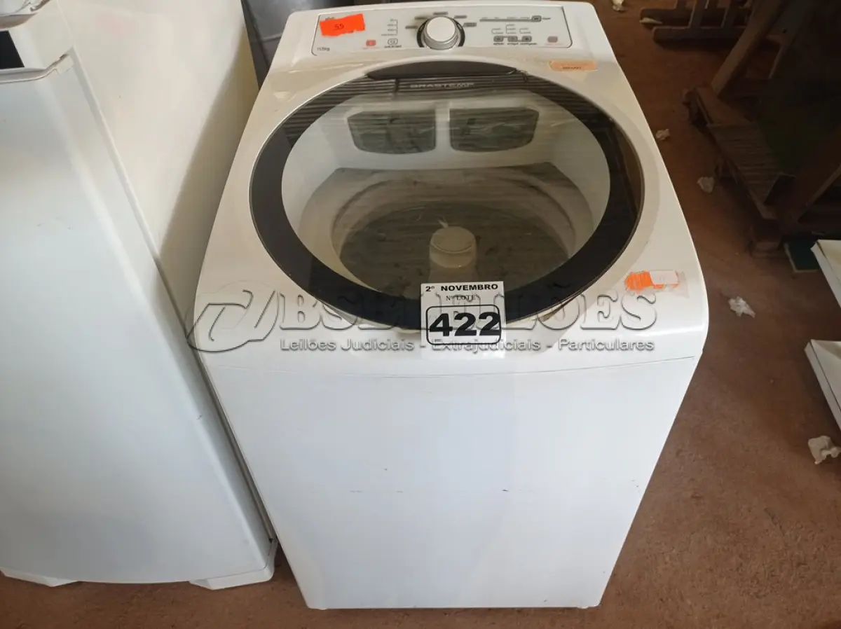 LOTE 422 - 01 MÁQUINA DE LAVAR BRASTEMP 11,5KG 220V. (NO ESTADO) ATENÇÃO! FAZER A VISITAÇÃO ANTES DE ARREMATAR, NÃO SABEMOS SE FUNCIONA. LEILÃO NÃO TEM GARANTIA E NEM DEVOLUÇÃO, SUJEITO A POSSÍVEIS AVARIAS VISÍVEIS/OCULTAS E/OU AUSÊNCIA DE COMPONENTES.
