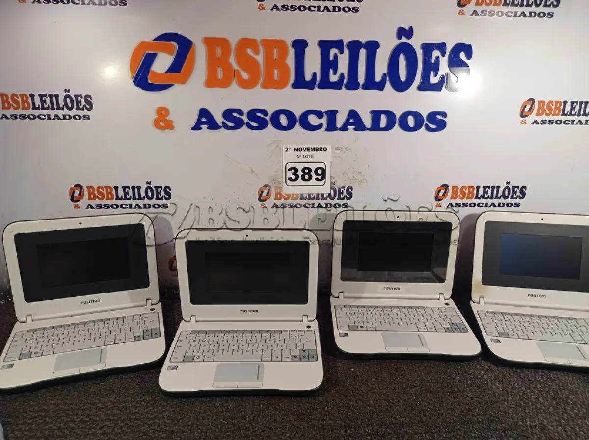 LOTE 389 - 04 NETBOOK’S MARCA POSITIVO. (NO ESTADO) ATENÇÃO! FAZER A VISITAÇÃO ANTES DE ARREMATAR, NÃO SABEMOS SE FUNCIONA. LEILÃO NÃO TEM GARANTIA E NEM DEVOLUÇÃO, SUJEITO A POSSÍVEIS AVARIAS VISÍVEIS/OCULTAS E/OU AUSÊNCIA DE COMPONENTES.
