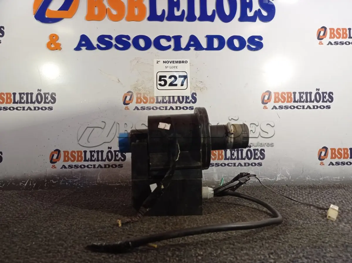 LOTE 527 - 01 AQUECEDOR PARA BANHEIRA DE HIDROMASSAGEM. (NO ESTADO) ATENÇÃO! FAZER A VISITAÇÃO ANTES DE ARREMATAR, NÃO SABEMOS SE FUNCIONA. LEILÃO NÃO TEM GARANTIA E NEM DEVOLUÇÃO, SUJEITO A POSSÍVEIS AVARIAS VISÍVEIS/OCULTAS E/OU AUSÊNCIA DE COMPONENTES.