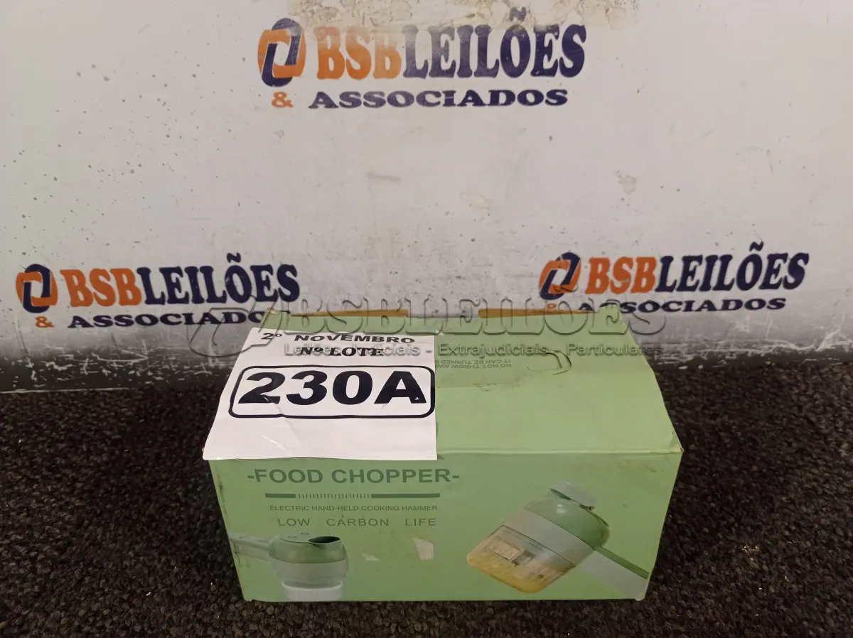 LOTE 230 - 01 TRITURADOR DE ALIMENTOS. (NO ESTADO) ATENÇÃO! FAZER A VISITAÇÃO ANTES DE ARREMATAR, NÃO SABEMOS SE FUNCIONA. LEILÃO NÃO TEM GARANTIA E NEM DEVOLUÇÃO, SUJEITO A POSSÍVEIS AVARIAS VISÍVEIS/OCULTAS E/OU AUSÊNCIA DE COMPONENTES.