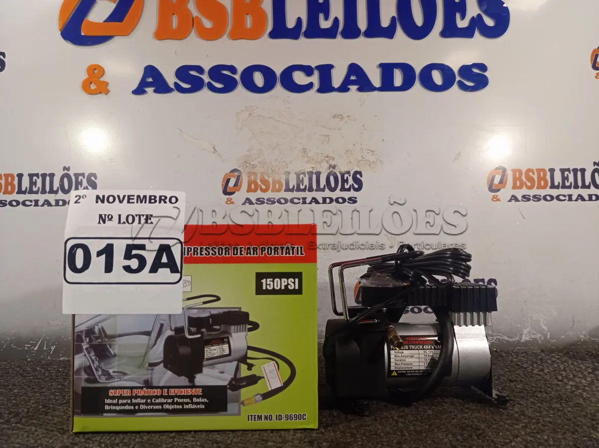 LOTE 015 - 01 COMPRESSOR DE AR PORTÁTIL 12V, 150PSI. (NO ESTADO) ATENÇÃO! FAZER A VISITAÇÃO ANTES DE ARREMATAR, NÃO SABEMOS SE FUNCIONA. LEILÃO NÃO TEM GARANTIA E NEM DEVOLUÇÃO, SUJEITO A POSSÍVEIS AVARIAS VISÍVEIS/OCULTAS E/OU AUSÊNCIA DE COMPONENTES.
