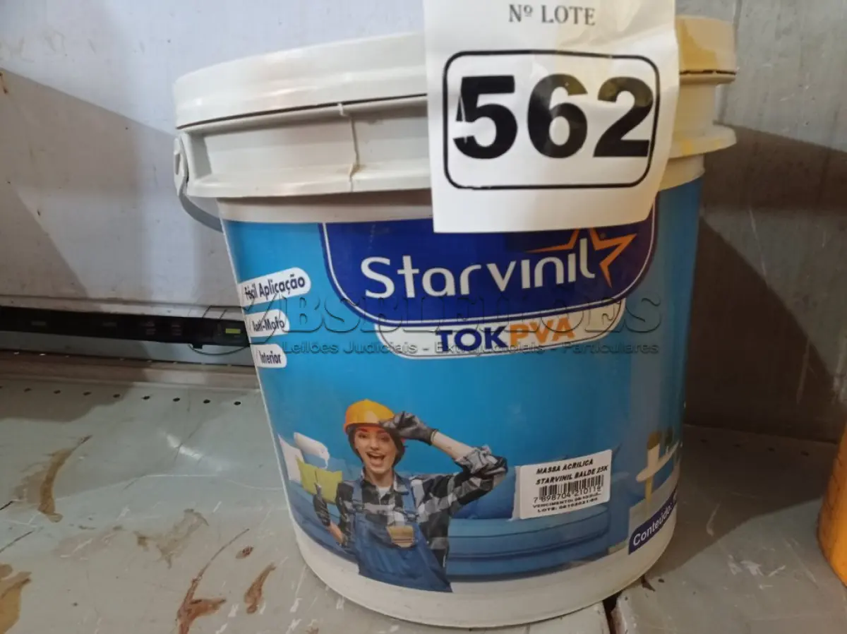 LOTE 562 - 01 BALDE DE MASSA ACRÍLICA STAR VINIL TOK PVA 25KG. (NO ESTADO) ATENÇÃO! FAZER A VISITAÇÃO ANTES DE ARREMATAR, NÃO SABEMOS SE FUNCIONA. LEILÃO NÃO TEM GARANTIA E NEM DEVOLUÇÃO, SUJEITO A POSSÍVEIS AVARIAS VISÍVEIS/OCULTAS E/OU AUSÊNCIA DE COMPONENTES.