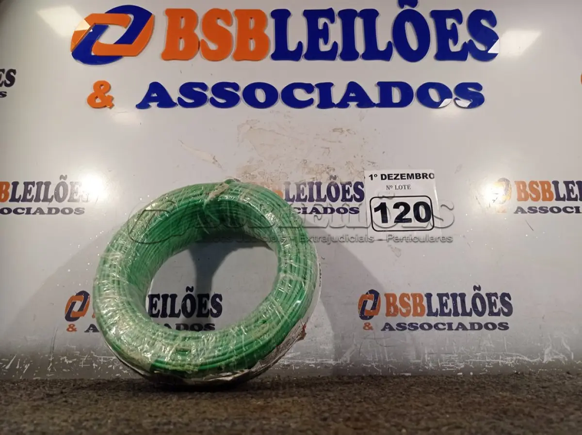 LOTE 120 - 01 ROLO DE CABO FLEXÍVEL 100M 1X4MM NA COR VERDE(NOVO). (NO ESTADO) ATENÇÃO! FAZER A VISITAÇÃO ANTES DE ARREMATAR, NÃO SABEMOS SE FUNCIONA. LEILÃO NÃO TEM GARANTIA E NEM DEVOLUÇÃO, SUJEITO A POSSÍVEIS AVARIAS VISÍVEIS/OCULTAS E/OU AUSÊNCIA DE COMPONENTES.