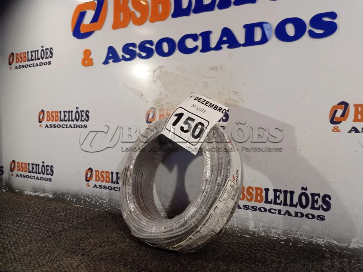 LOTE 150 - 01 ROLO DE CABO FLEXÍVEL 100M 1X4MM NA COR CINZA(NOVO). (NO ESTADO) ATENÇÃO! FAZER A VISITAÇÃO ANTES DE ARREMATAR, NÃO SABEMOS SE FUNCIONA. LEILÃO NÃO TEM GARANTIA E NEM DEVOLUÇÃO, SUJEITO A POSSÍVEIS AVARIAS VISÍVEIS/OCULTAS E/OU AUSÊNCIA DE COMPONENTES.